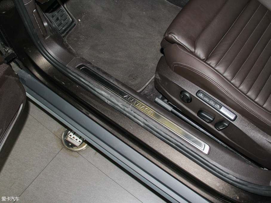 2016ε 380TSI Unlimited а