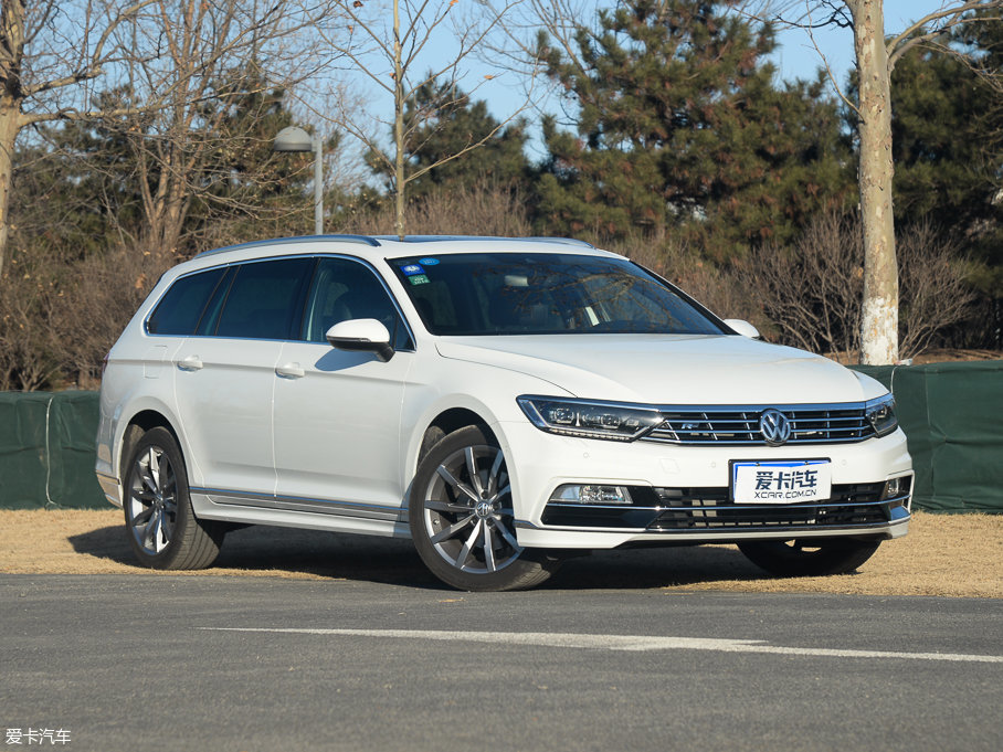 2016ε 380TSI R-Line