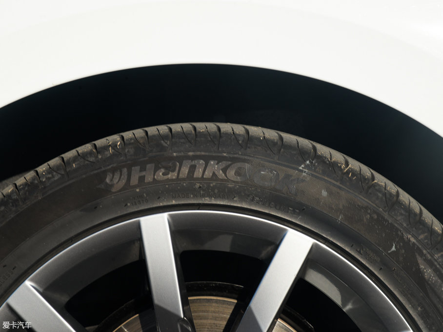 2016ε 380TSI R-Line