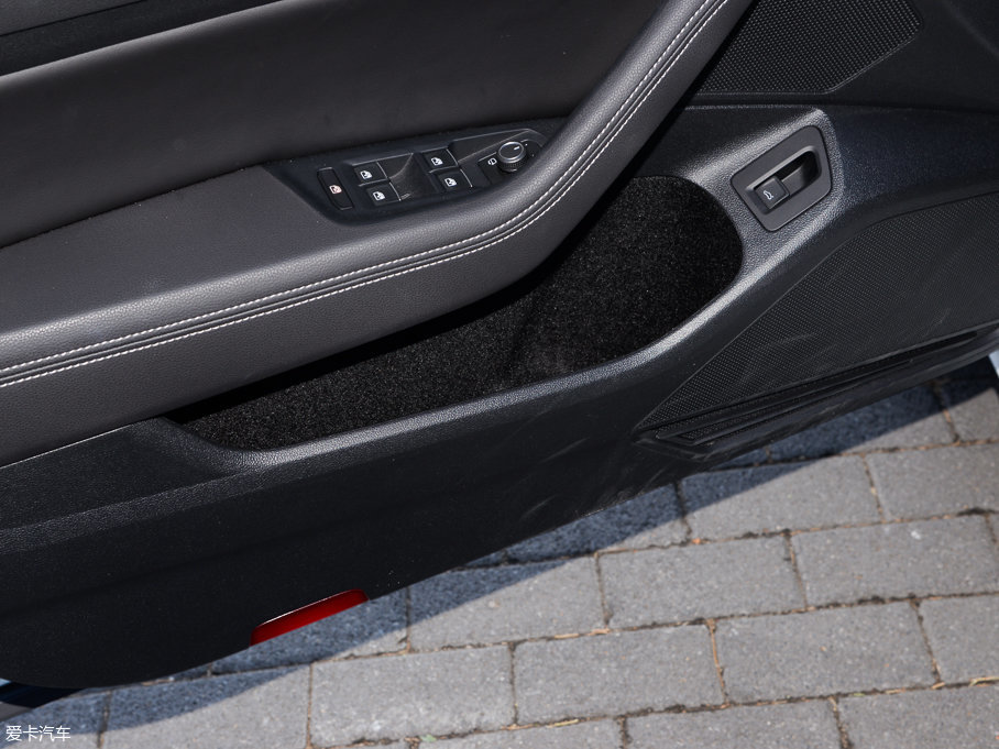 2016ε 380TSI R-Line