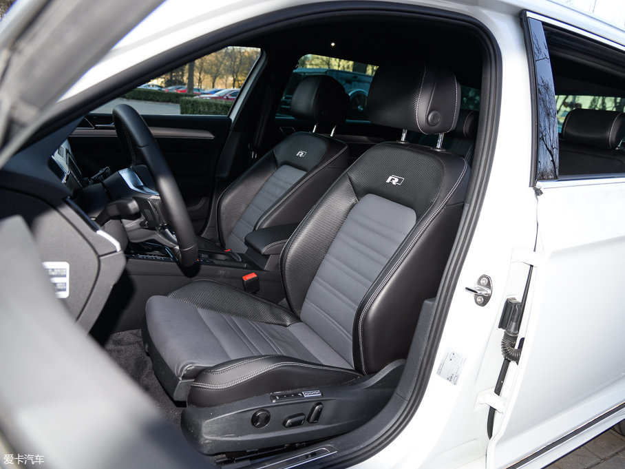 2016ε 380TSI (q)R-Line