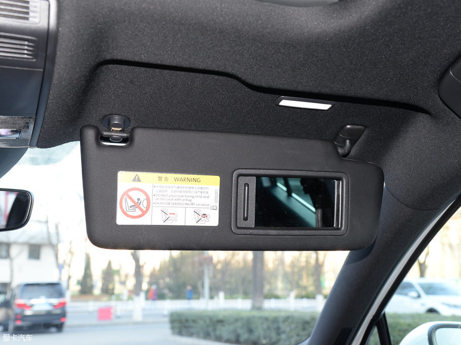 2016ε 380TSI R-Line