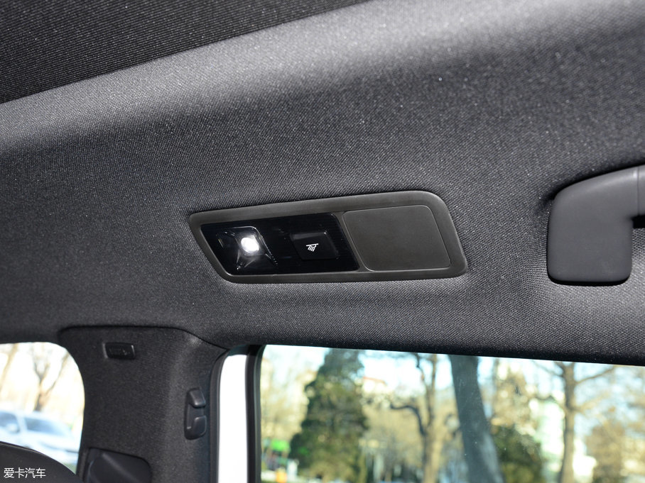 2016ε 380TSI R-Line