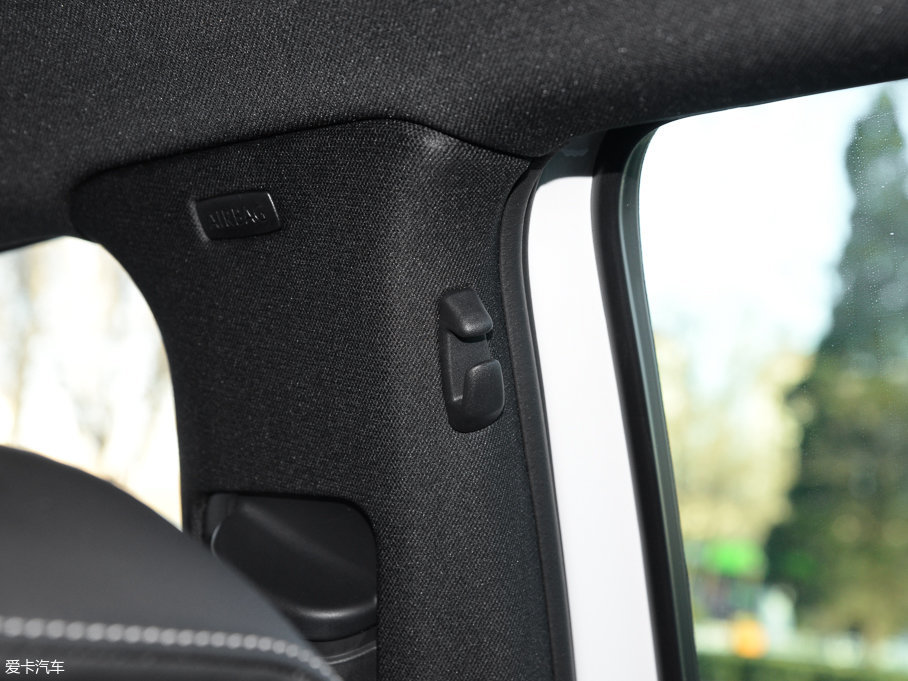 2016ε 380TSI R-Line