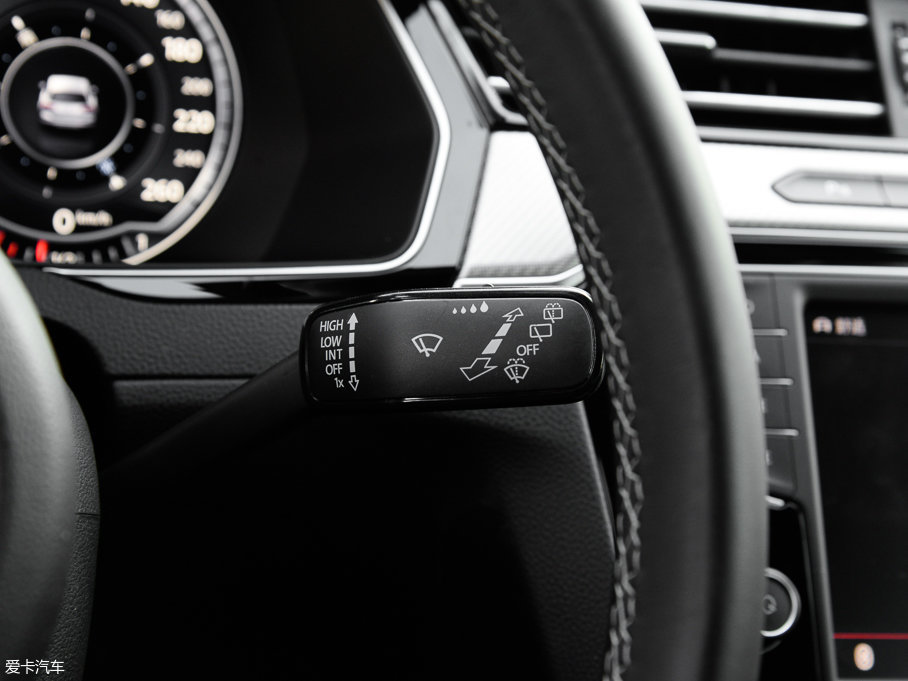 2016ε 380TSI (q)R-Line