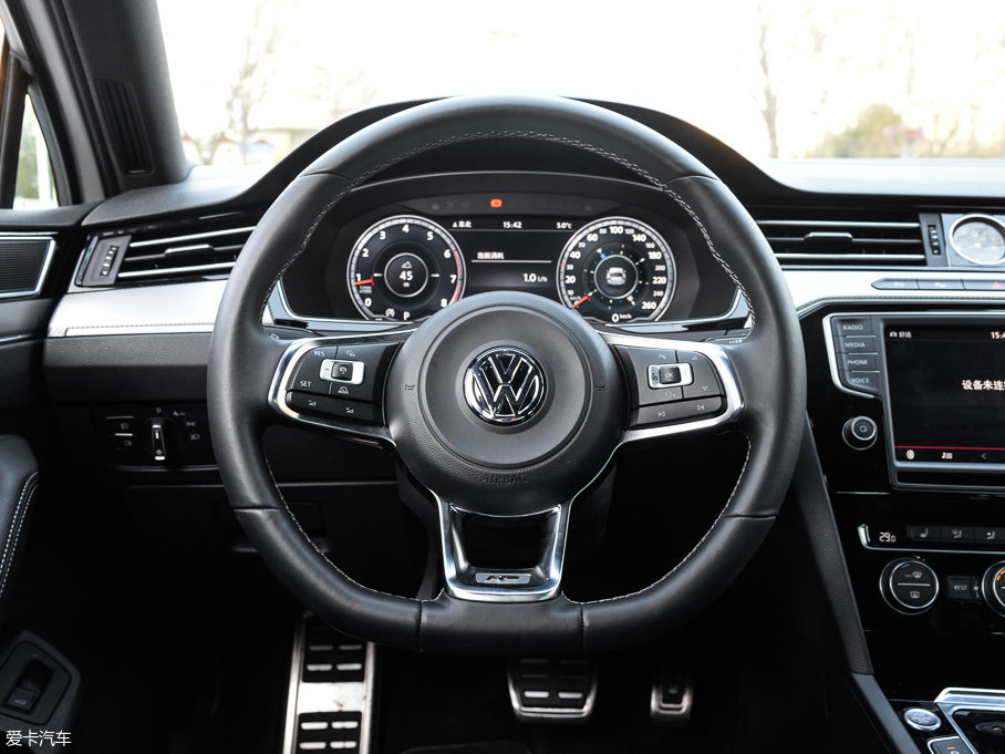 2016ε 380TSI R-Line