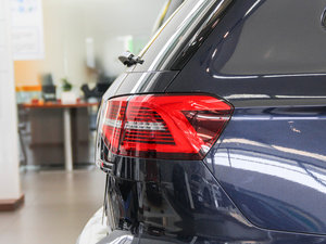 2016380TSI Premium vа (ji)^