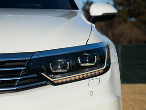 2016380TSI (q)R-Line (x)(ji)^