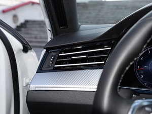 2016380TSI R-Line п؅^