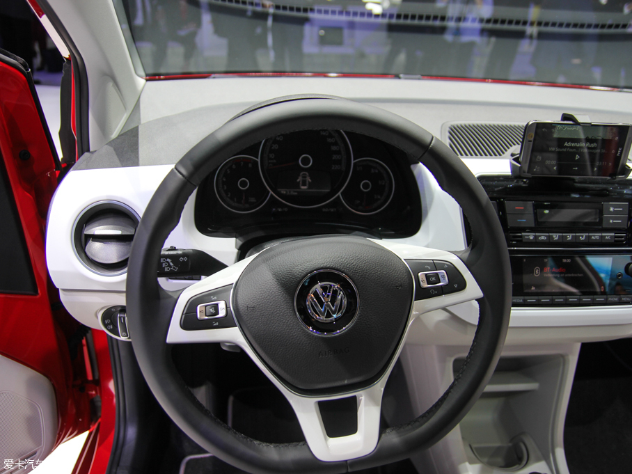 2016���up! Beats�؄e��