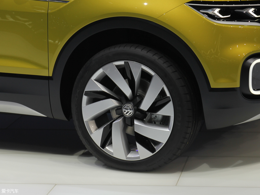 2016��T-Cross(����) Breeze Concept