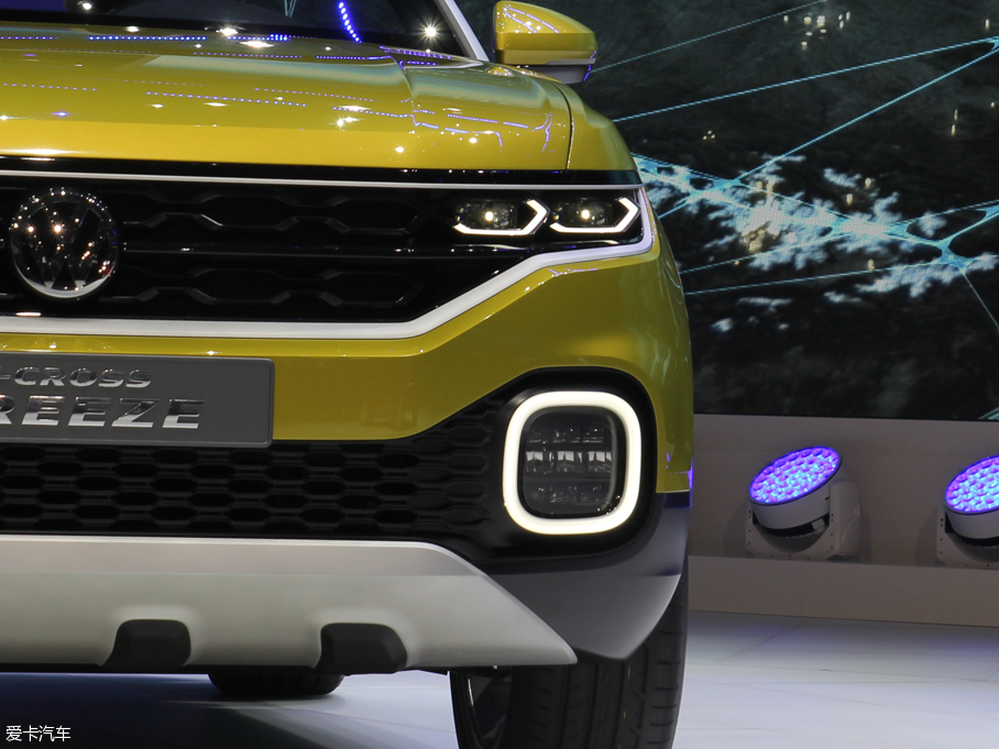 2016��T-Cross(����) Breeze Concept