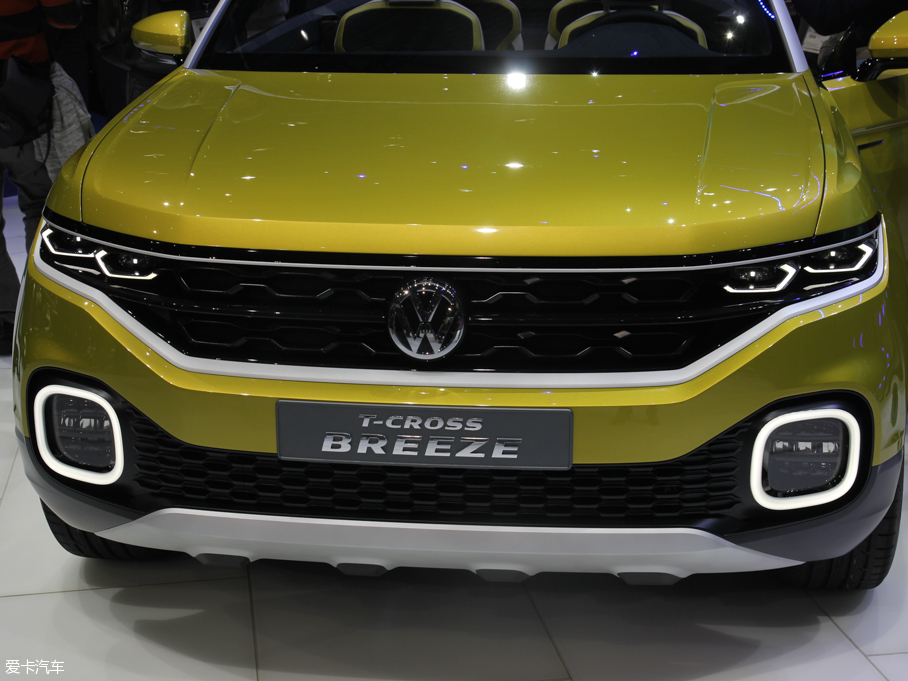 2016��T-Cross(����) Breeze Concept