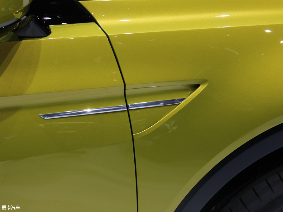 2016��T-Cross(����) Breeze Concept