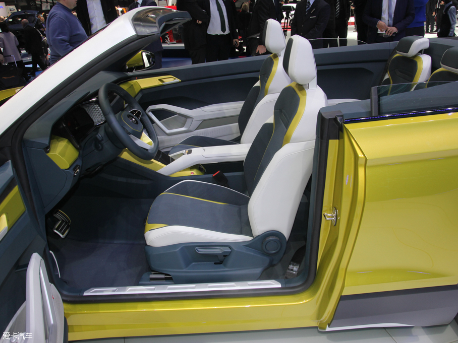 2016��T-Cross(����) Breeze Concept