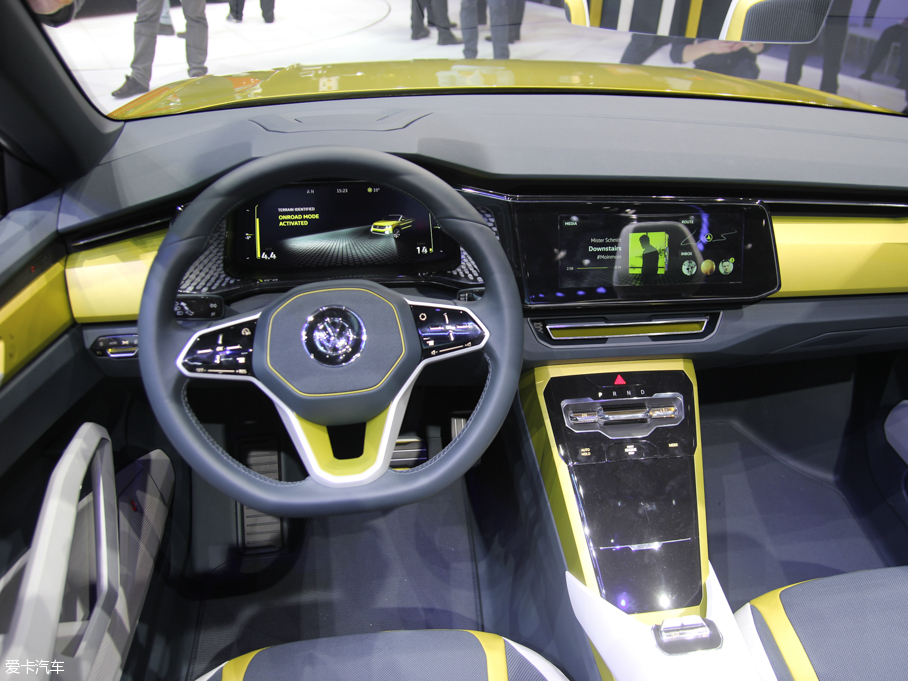 2016��T-Cross(����) Breeze Concept