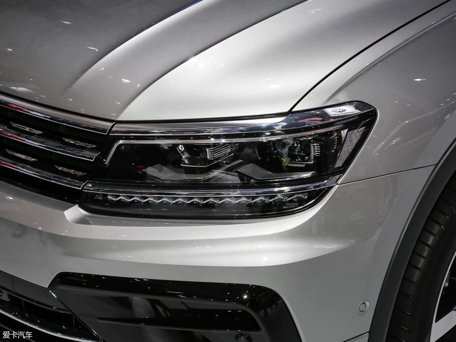 2017Tiguan 380TSI R-line