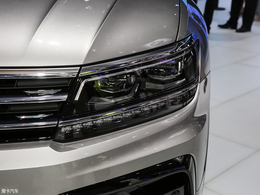 2017Tiguan 380TSI R-line