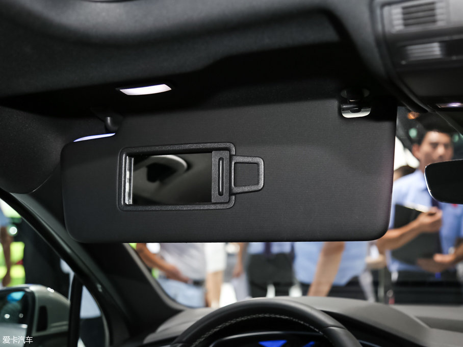 2017Tiguan 380TSI R-line