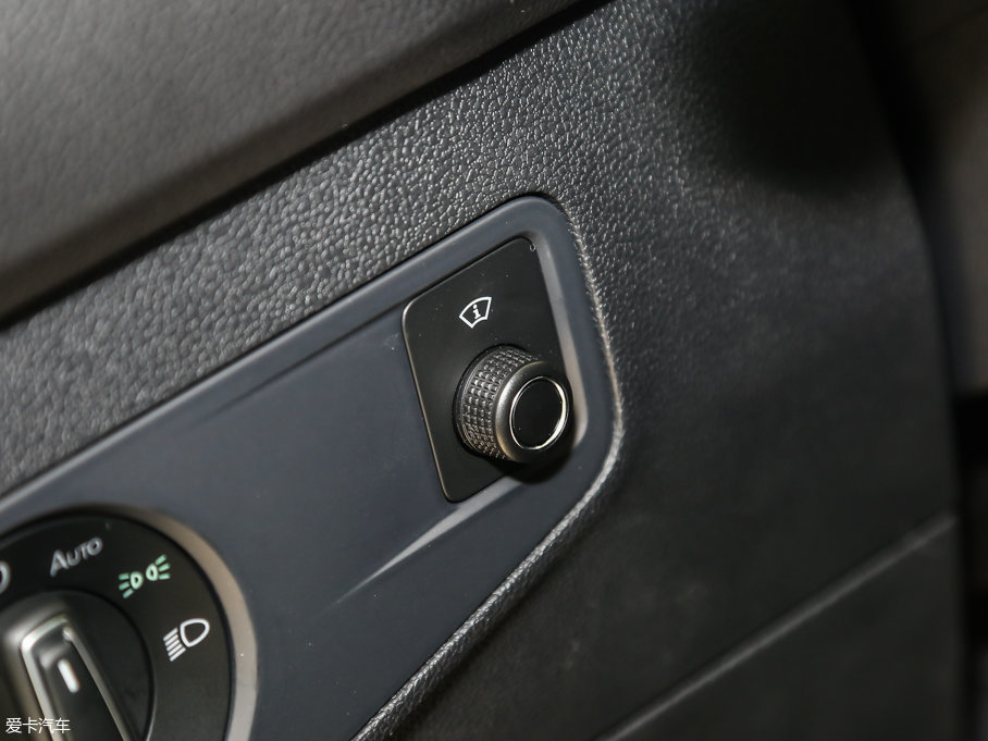 2017Tiguan 330TSI (chung)