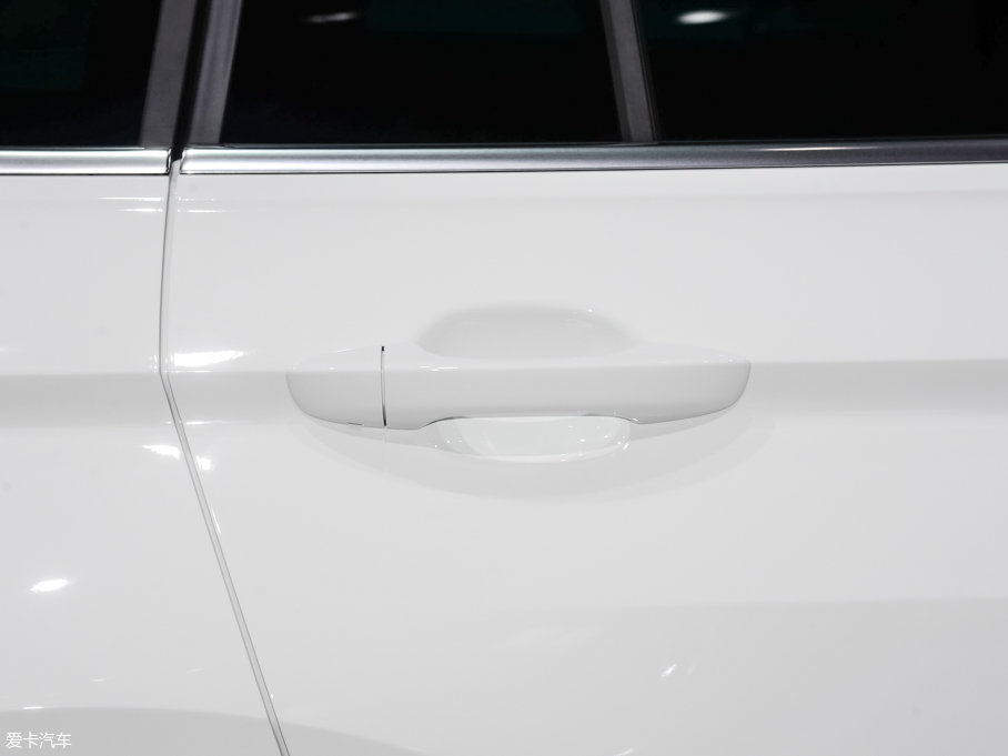 2017Tiguan 380TSI R-line