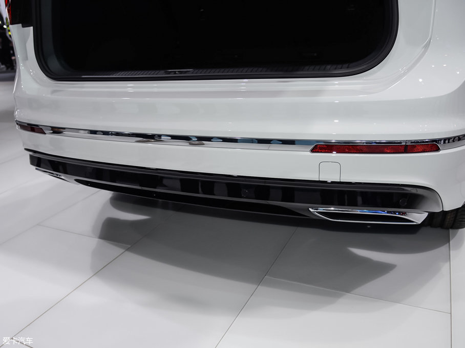 2017Tiguan 380TSI R-line