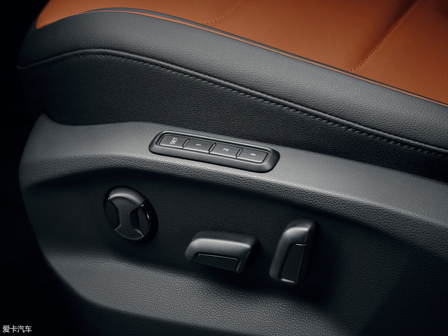 2017Tiguan 380TSI R-line