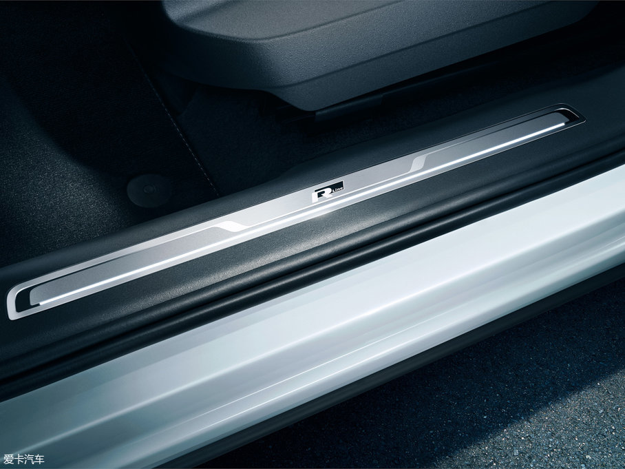 2017Tiguan 380TSI R-line