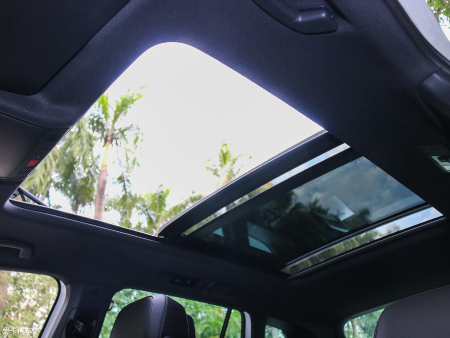 2017Tiguan 380TSI R-line