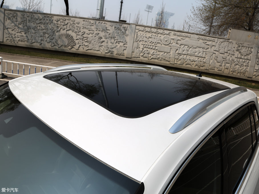 2017Tiguan 380TSI R-line