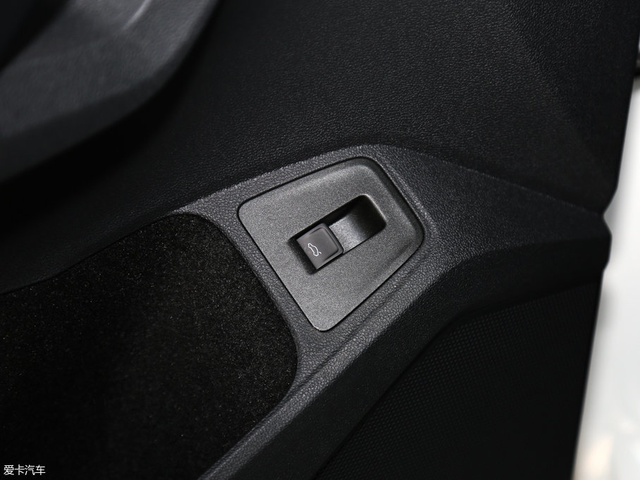 2017Tiguan 380TSI R-line