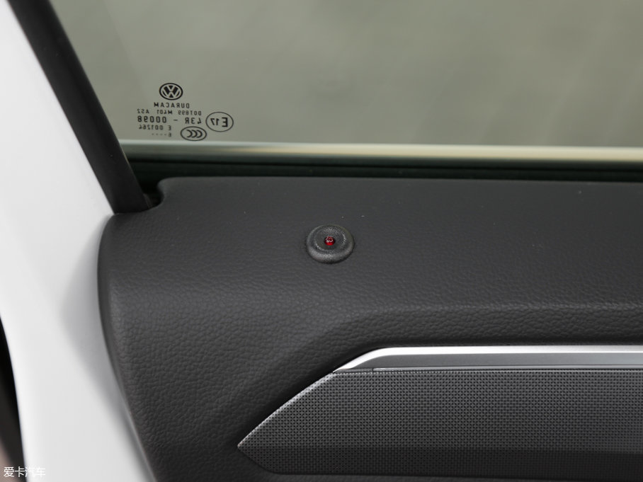 2017Tiguan 380TSI R-line