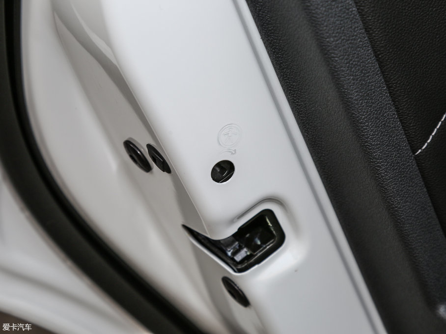 2017Tiguan 380TSI R-line