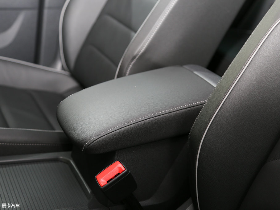 2017Tiguan 380TSI R-line