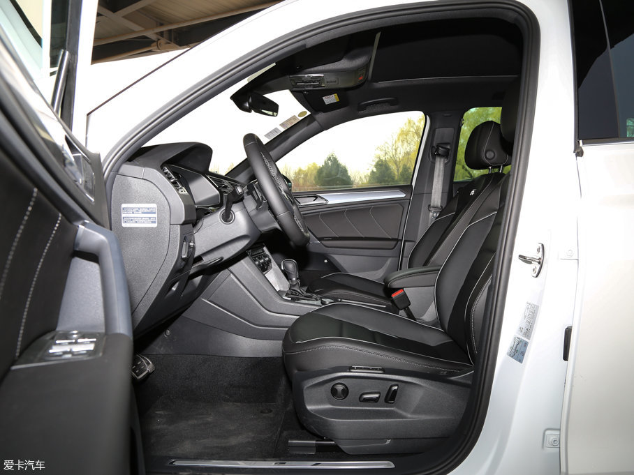 2017Tiguan 380TSI R-line