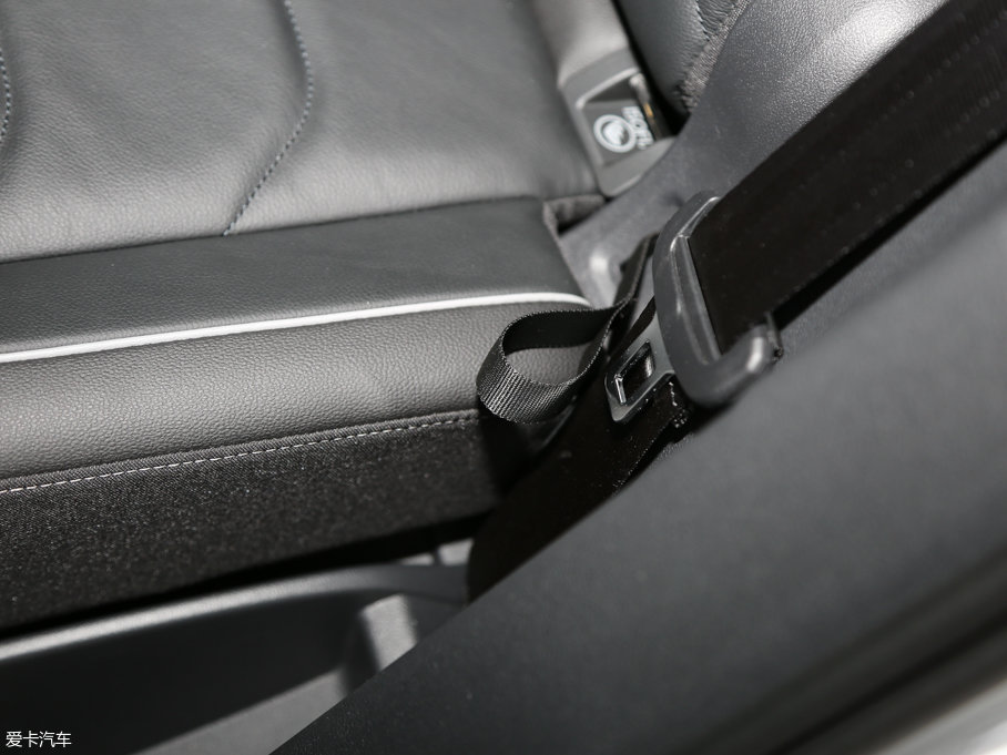 2017Tiguan 380TSI R-line