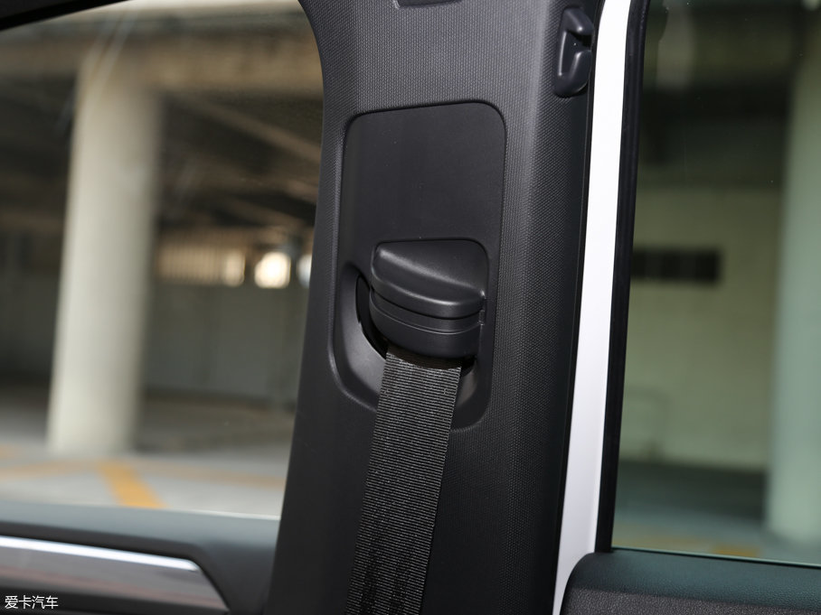 2017Tiguan 380TSI R-line