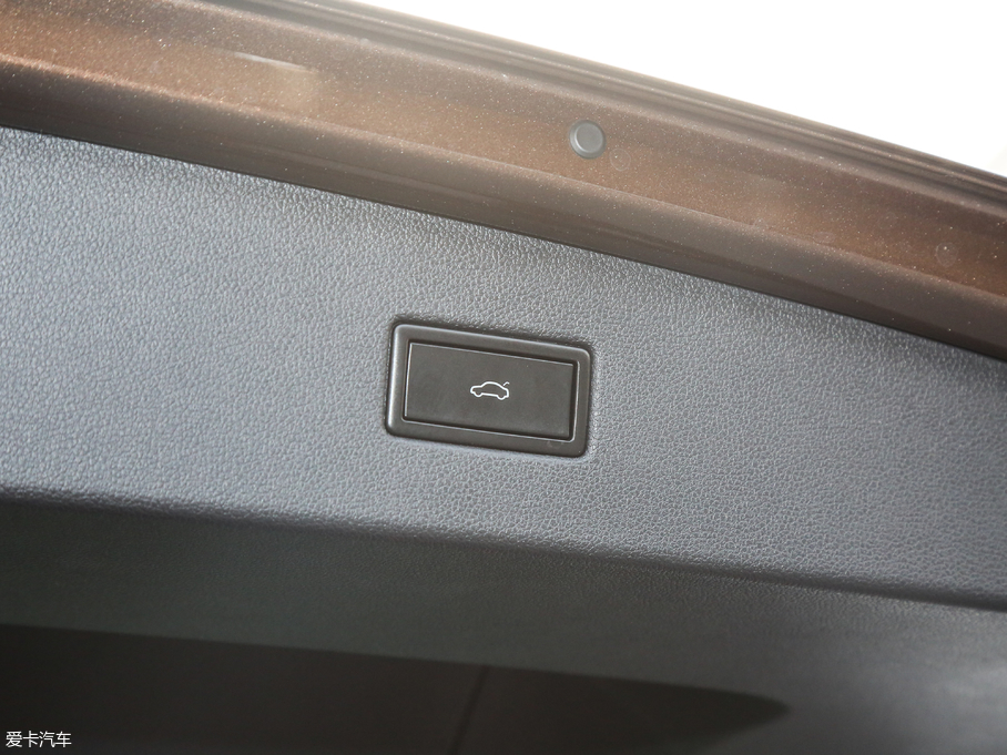 2017Tiguan 330TSI (chung)