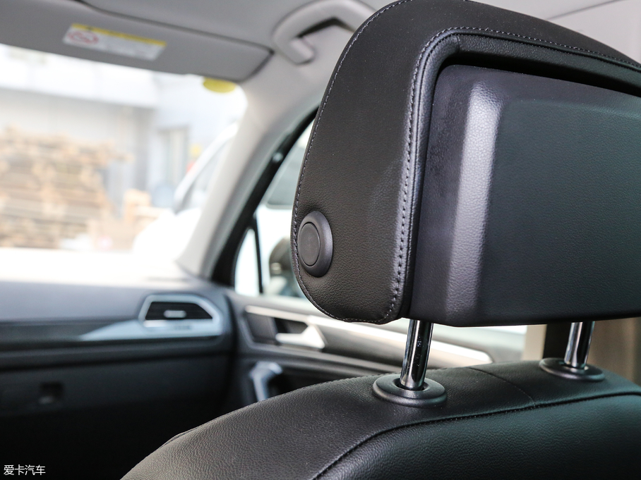 2017Tiguan 330TSI (chung)