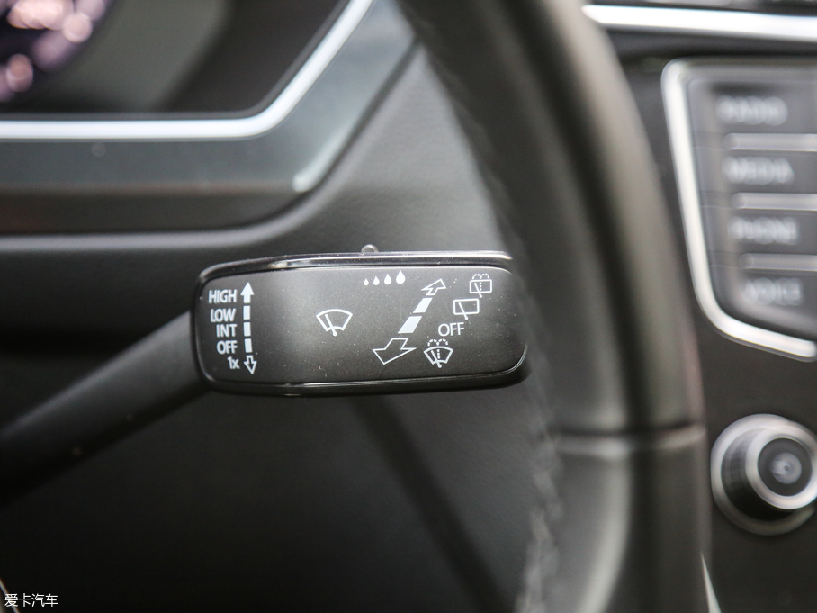 2017Tiguan 330TSI (chung)