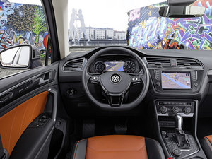 2017款2.0TDI 基本型 中控区