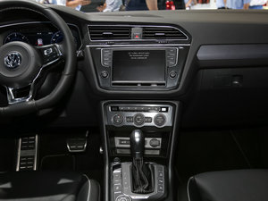 2017380TSI R-line п؅^