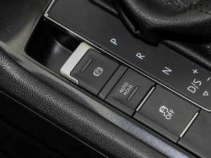 2017款330TSI 创睿型 驻车制动器