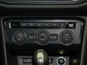 2017款330TSI 创睿型 空调调节