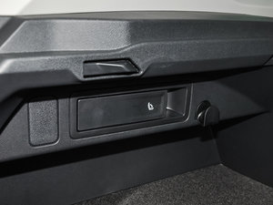 2017330TSI (chung) g