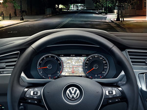 2017380TSI R-line п؅^