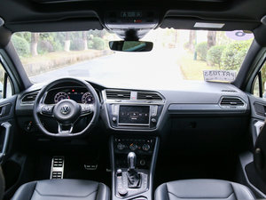 2017380TSI R-line п؅^