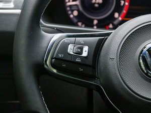 2017380TSI R-line п؅^