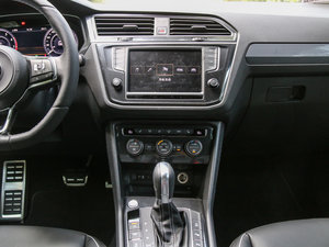 2017380TSI R-line п؅^