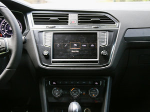 2017380TSI R-line п؅^